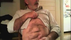 Mature Amateur Bear Daddy Cums