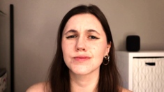Brunette Solo Webcam Masturbation