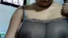 young indian shows her huge tits in webcam